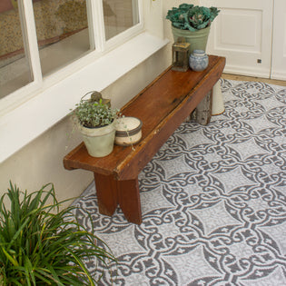  5 Tips for Incorporating Outdoor Polypropylene Rugs in Your Home's Indoor and Outdoor Spaces