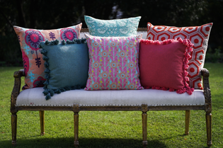  How Various Embroideries Are Used in Printed Cushions