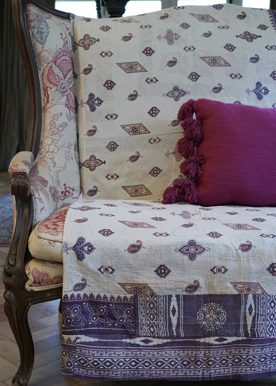KANTHA VINTAGE LALGARTH PALACE