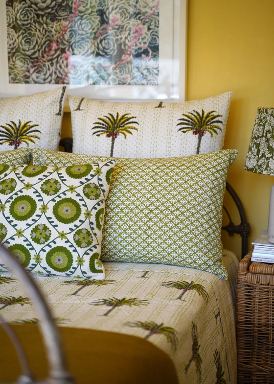 GREEN PALM DOT