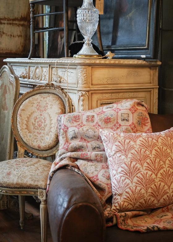 CUSHION JAIPUR FOUNTAIN CORAL 45 X 45