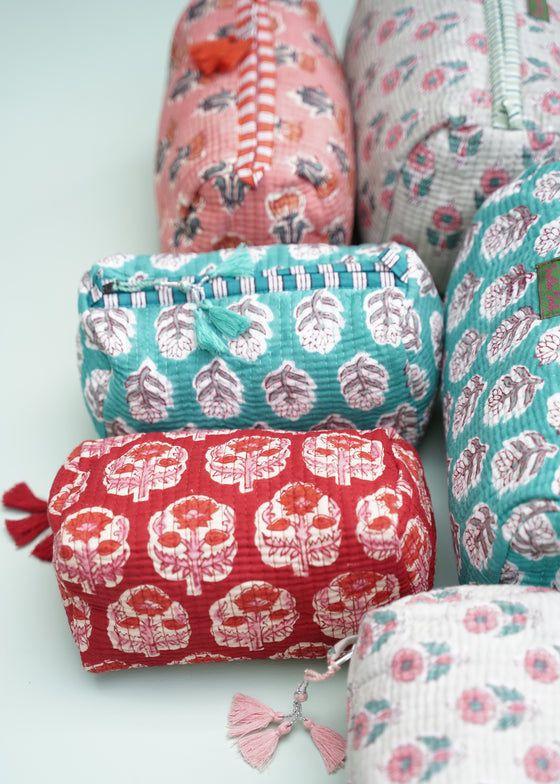 TOILETRY BAG CHERRY CHARM