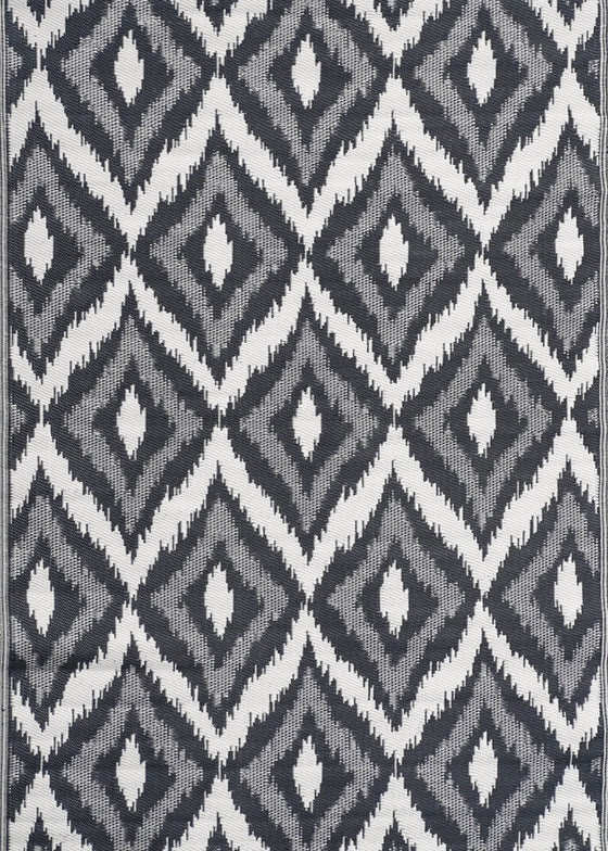 DIAMOND IKAT BLACK 150 x 200