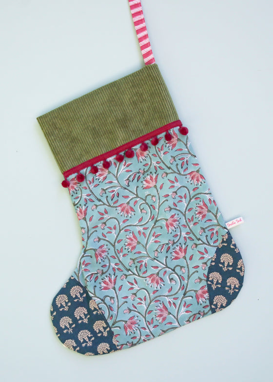 STOCKING CARNIVAL BLOSSOM