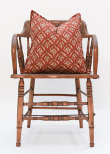 CUSHION MAHAL BUTI 45x45