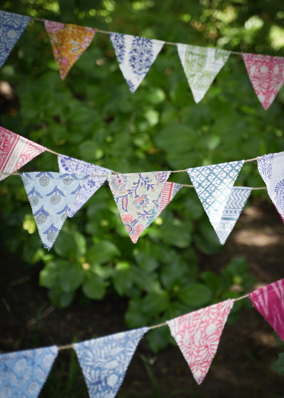 FESTIVE FLAGS