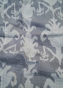  KANTHA GRAND IKAT GREY