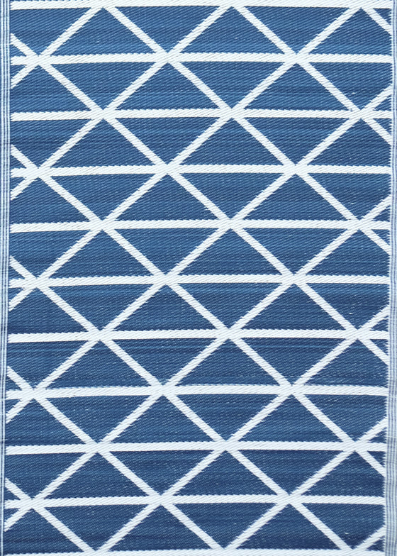 GEOMETRIC DICE NAVY 120 x 180