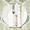 SCALLOPED NAPKIN WHITE/GREEN