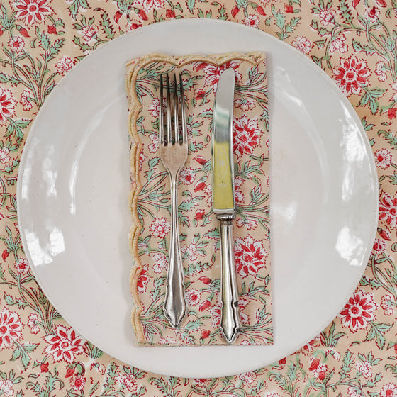 SCALLOPED NAPKIN MONET’S GARDEN