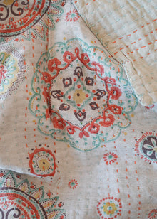  PRETTY MEDALLION