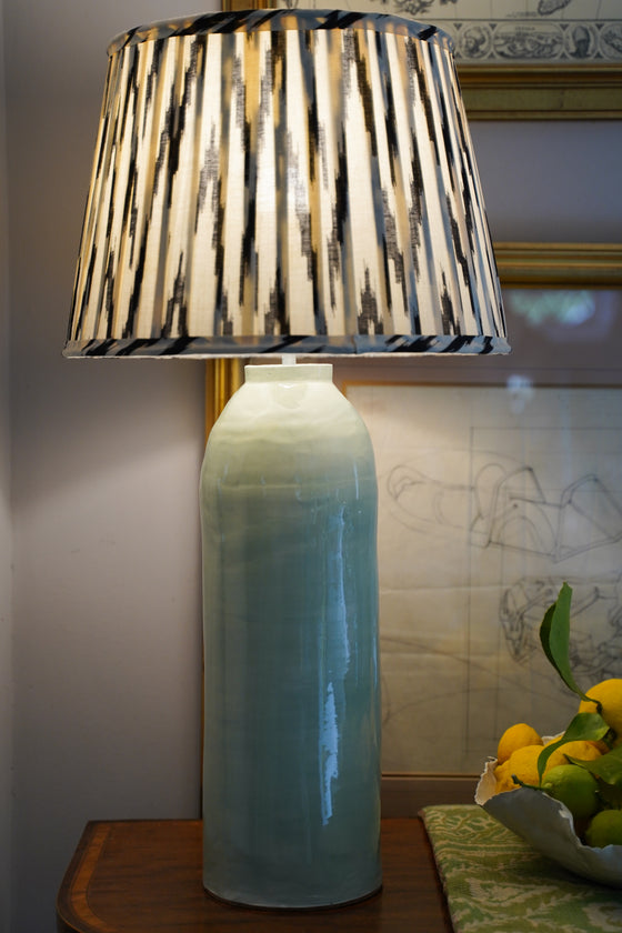 GATHERED BLACK VOGUE IKAT T/D L - India Ink Home Decor