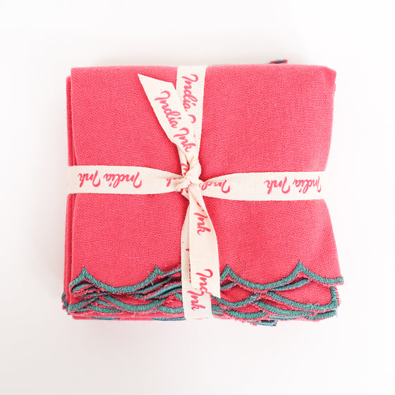 NAPKINS SET SCALLOP CONTRAST WATERMELON - India Ink Home Decor
