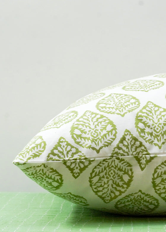 PILLOWCASE FEATHER BLOCK GREEN