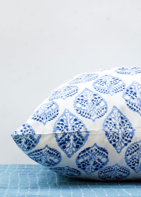 PILLOWCASE FEATHER BLOCK BLUE