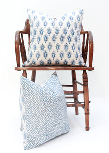  CUSHION ZARI BUTI BLUE 45x45