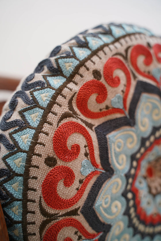 ROUND CUSHION