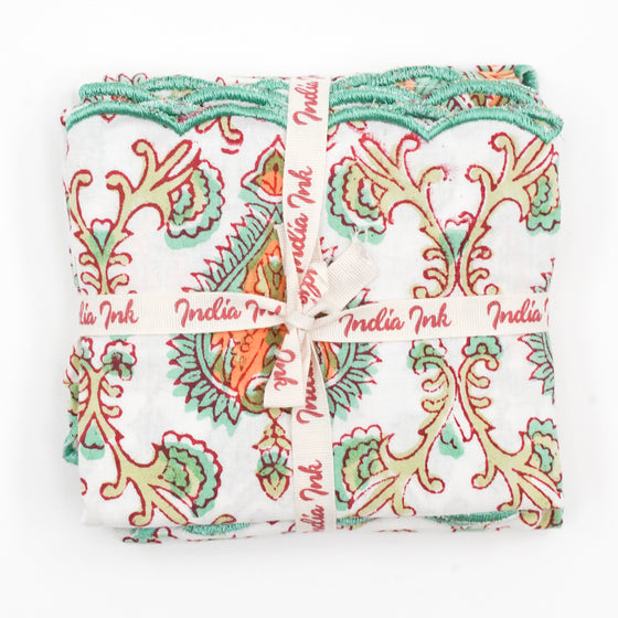 SCALLOPED NAPKIN GRAND TRELLIS