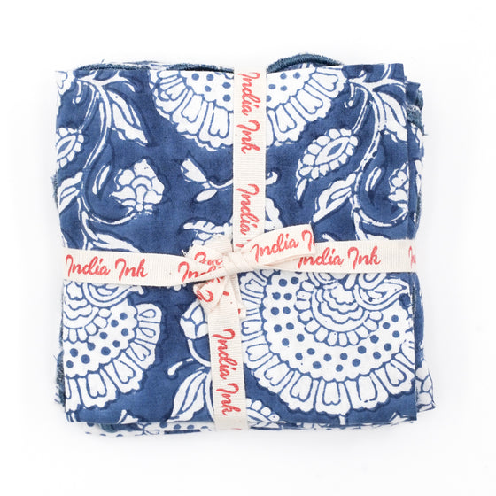 SCALLOPED NAPKIN WALLFLOWER BLUE