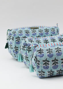  TOILETRY BAG MONSOON DAISY
