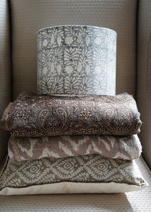  THROW WOOLLEN PATTERN ANIMAL MINK - India Ink Home Decor