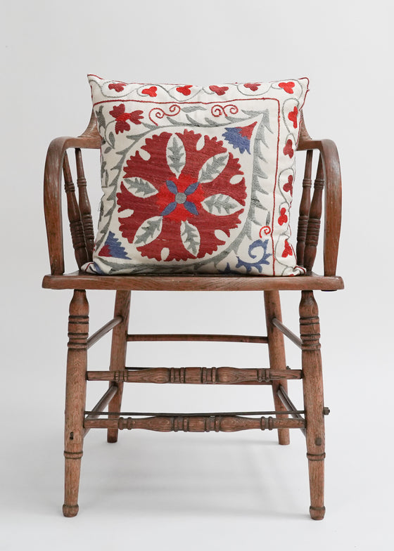SUZANI RED 45X45
