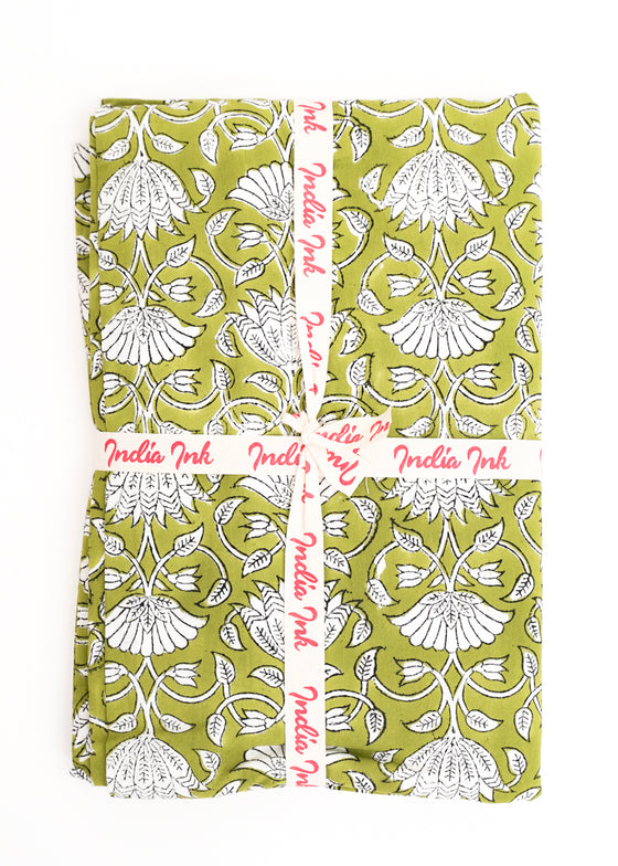 TABLECLOTH FLORAL LOTUS OLIVE