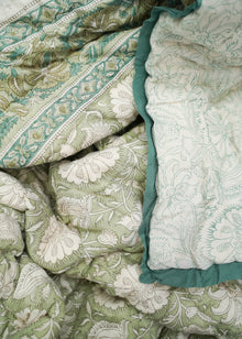  QUILT WALLFLOWER AQUA