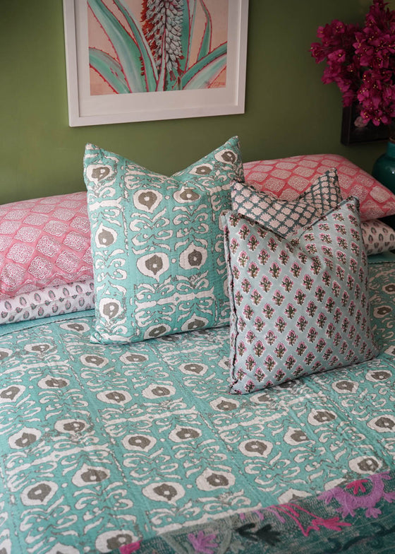 TIBET IKAT AQUA 60X60