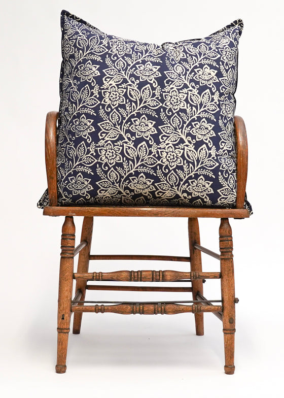 NAVY WAXED FLOWER 60X60