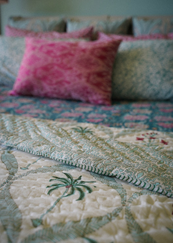QUILTS GARDEN PALACE PALM - India Ink Home Decor