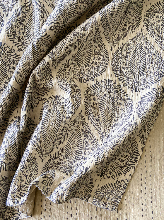 KANTHA JAIPUR GREY SPADE
