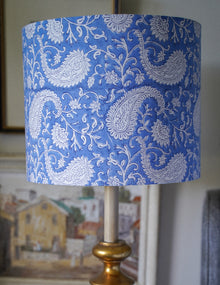  BLUE CORNFLOWER PAISLEY DRUM M