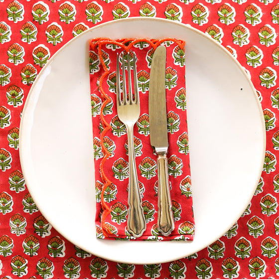 NAPKIN SET SCALLOP MINI MARIGOLD RED - India Ink Home Decor