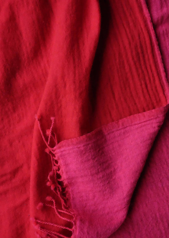 THROW WOOLLEN PLAIN PINK/RED - India Ink Home Decor