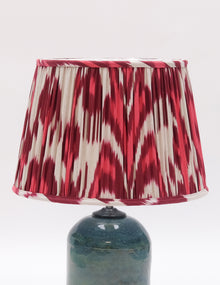 GTS SILK IKAT DARK STRAWBERRY