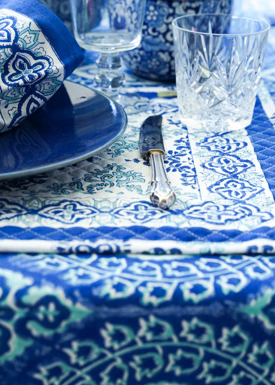 PLACEMAT SET MEDALLION BORDER BLUE - India Ink Home Decor