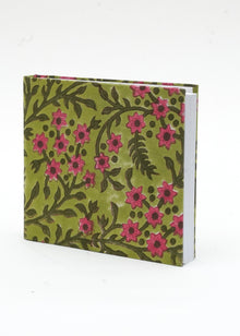  NOTEBOOK COURTYARD GREEN